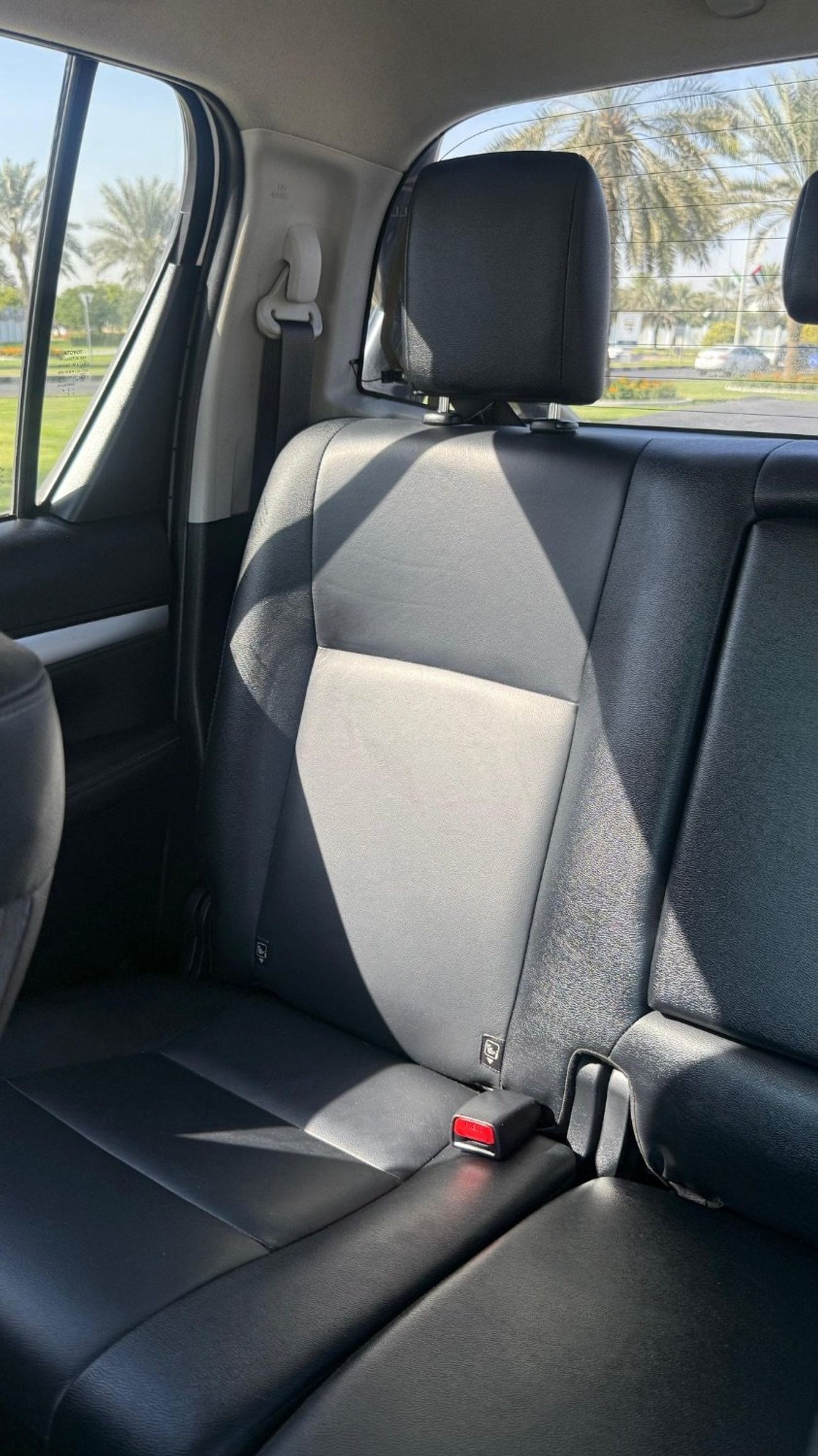 تويوتا هيلوكس SR5 Export from Australia