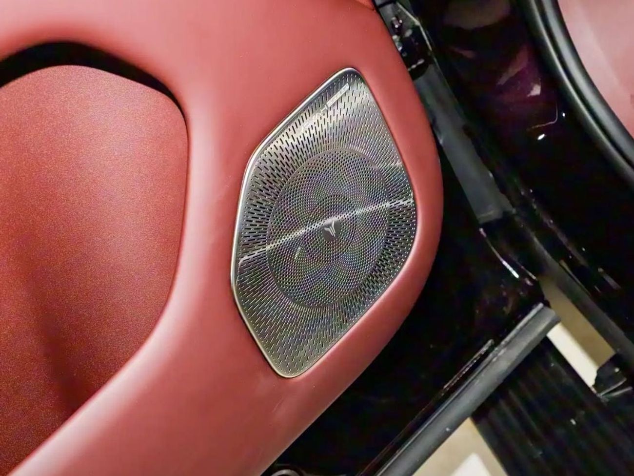 فويا فري VOYAH Taishan