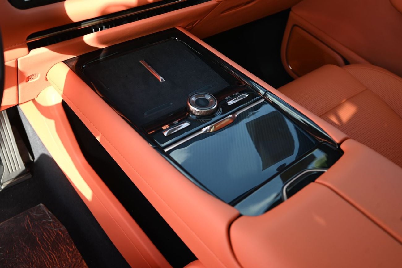 لينك أند كو 900 HOT DEALS - LYNK CO 2025 - 900 - 2.0T ULTRA EDITION