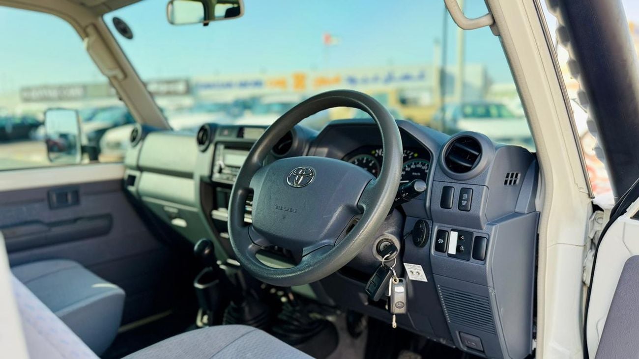 Toyota Land Cruiser 70 2018 | 4.5L DIESEL ENGINE | MT | RHD | HEAVY BULL BAR WITH LED FOCUSED LIGHTS | DUAL BULL BAR ANTENN