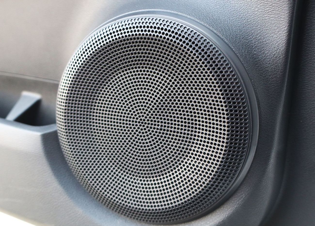 نيسان كيكس SL 1.6L