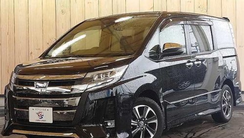 Toyota Noah ZRR80W