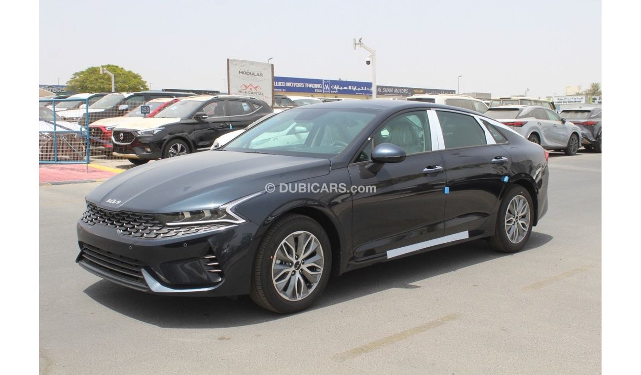 Kia K5 2.0 L hybrid 360 camera