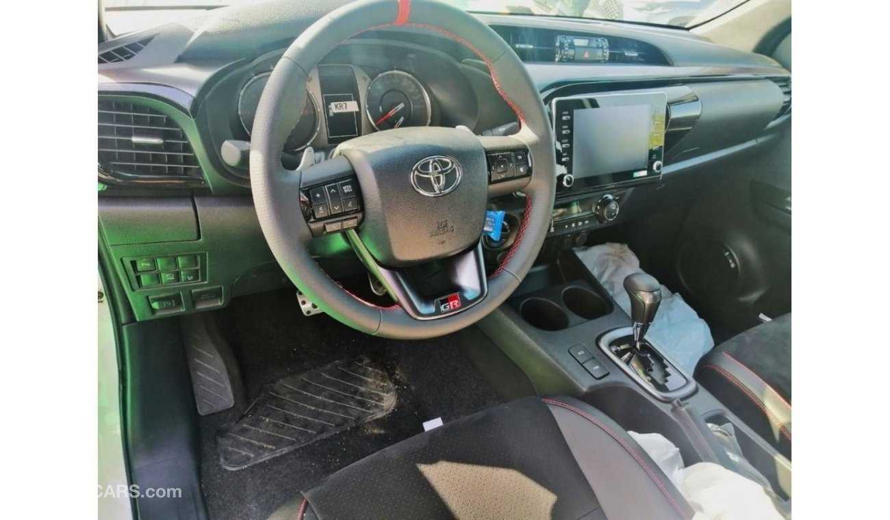 Toyota Hilux GR   deiseal full option automatic gear