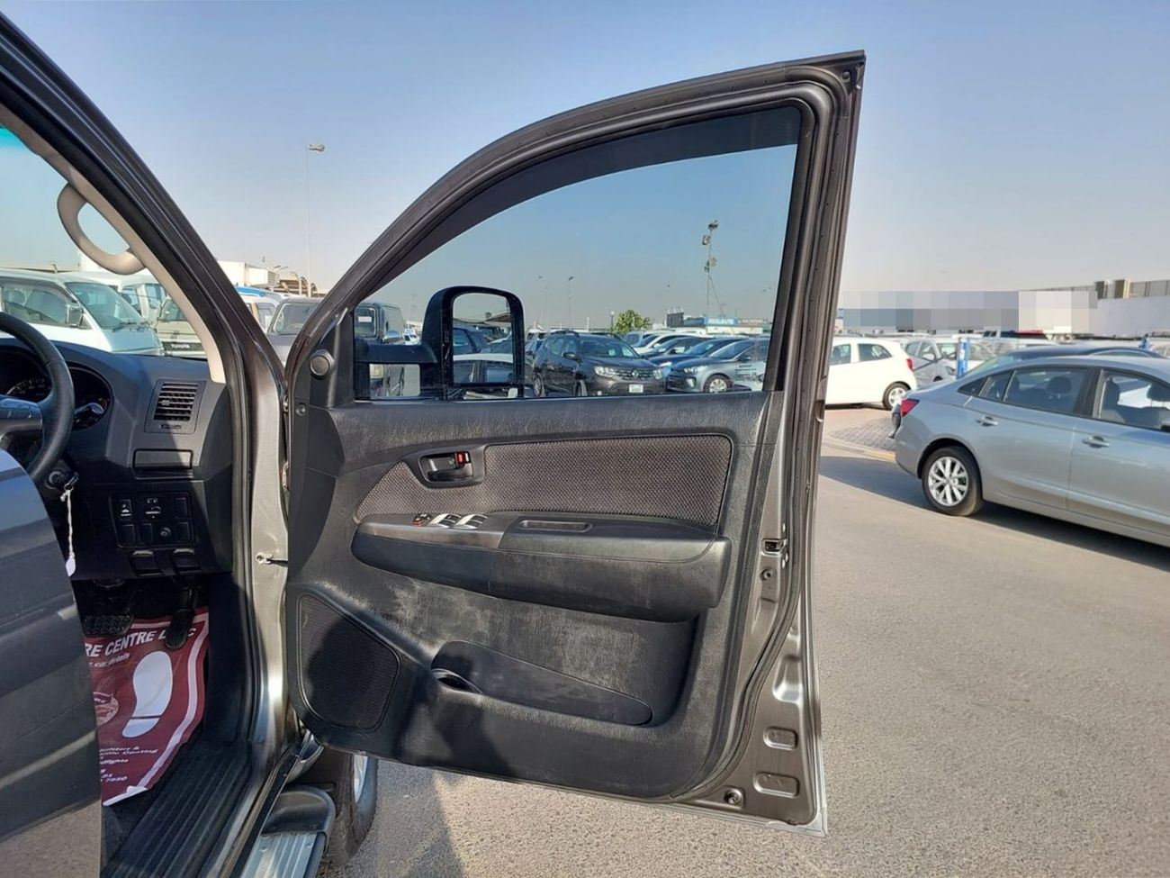 Toyota Hilux TOYOTA HILUX VIGO PICK UP RHD 2014 MODEL 3.0 L DIESEL AUTOMATIC(PM39654)