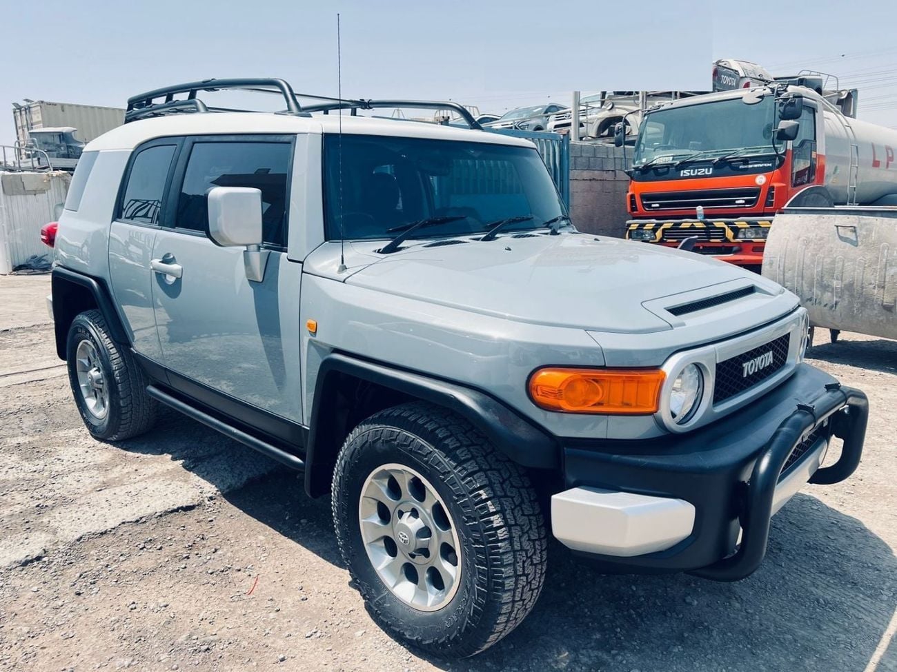 Toyota FJ Cruiser GXR Petrol 4.0 Liter White Color Right Hand Drive