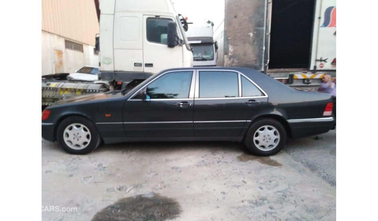 Mercedes-Benz S 500