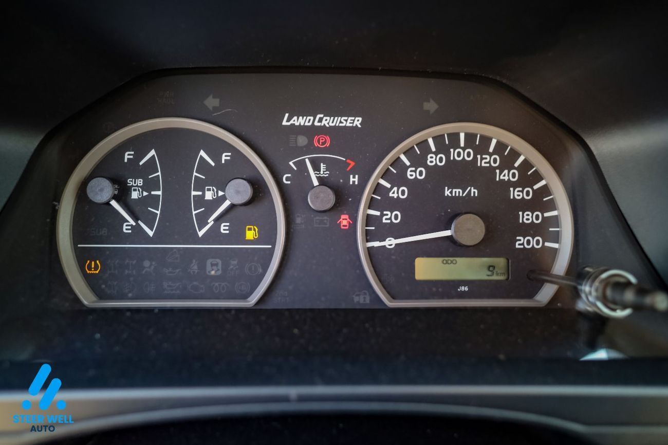 تويوتا لاند كروزر 70 2025 | LC78 2.8L T DSL E Spec