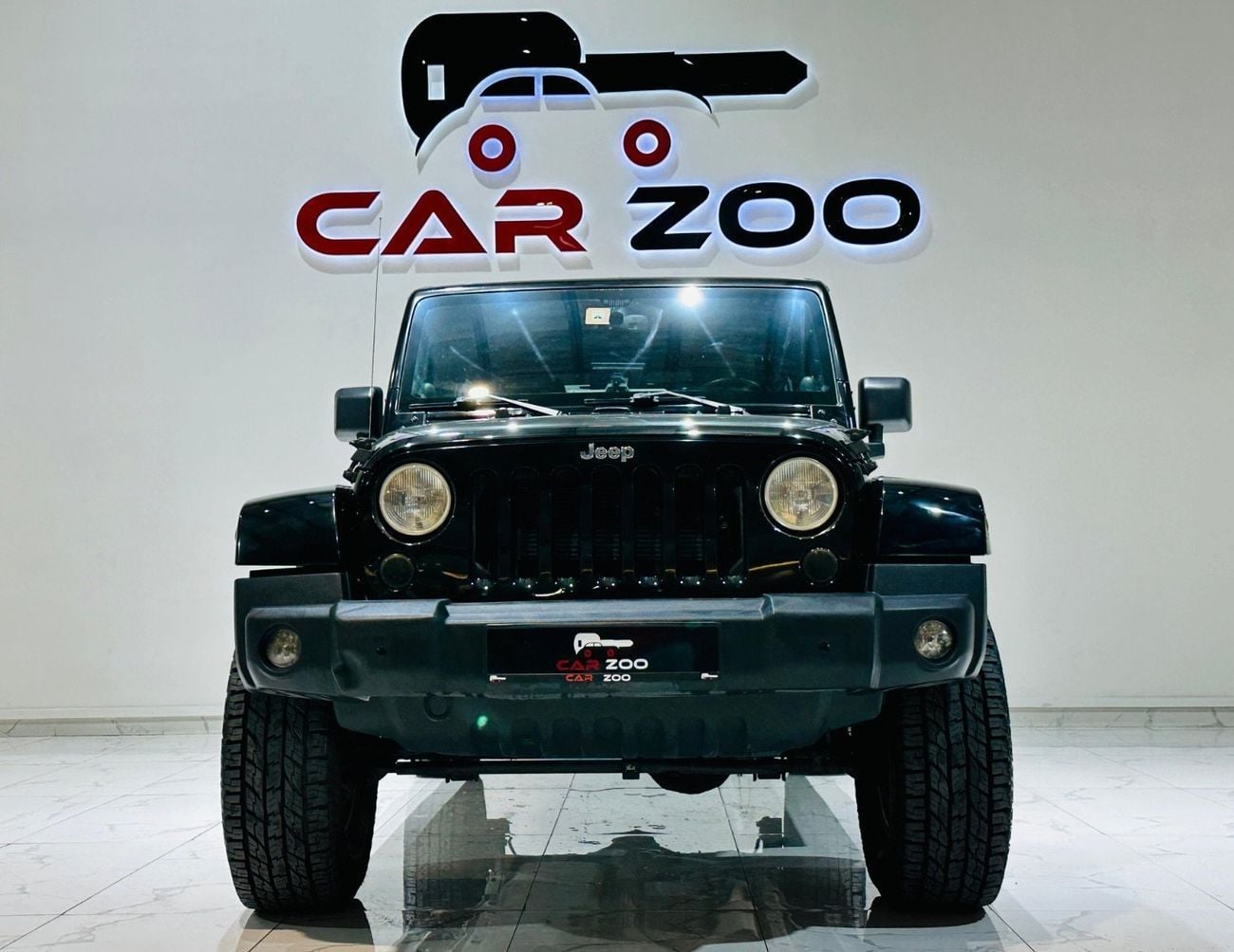 Jeep Wrangler Unlimited SAHARA PLUS Unlimited Sahara 3.6L A/T