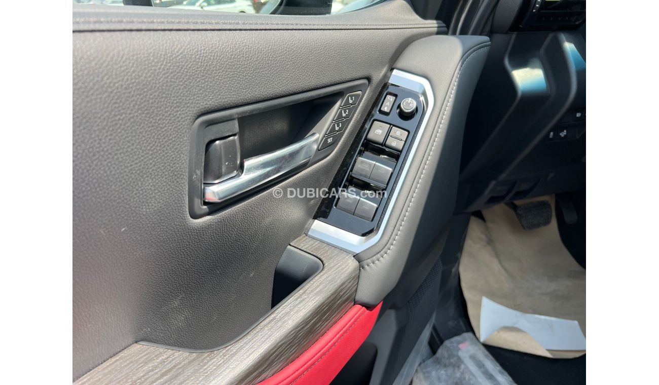 Toyota Land Cruiser VXR Petrol 3.5L Twin Turbo 5 Seats Full Option