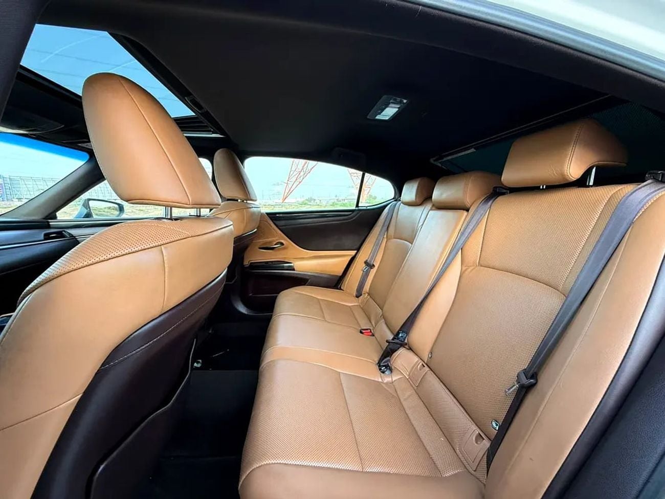 لكزس ES300h /Month | ES300h | Warranty | GCC Specs