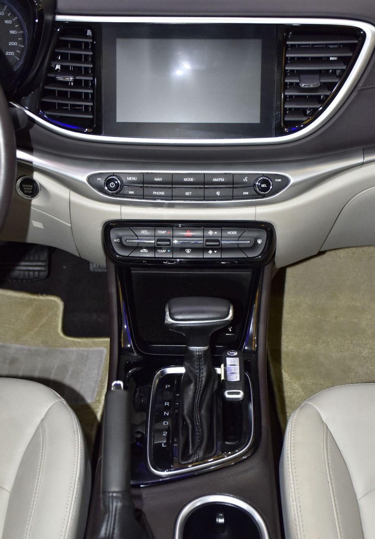 GAC GA 4 EXCELLENT DEAL for our GAC GA4 ( 2024 Model ) in Silver Color GCC Specs