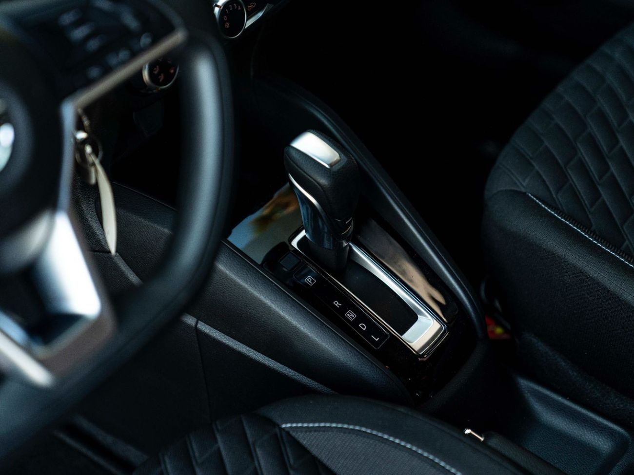 نيسان كيكس AED 943 PM • KICKS SV • ONLY 20,000 KM • FULL SERVICE HISTORY • PRISTINE CONDITION