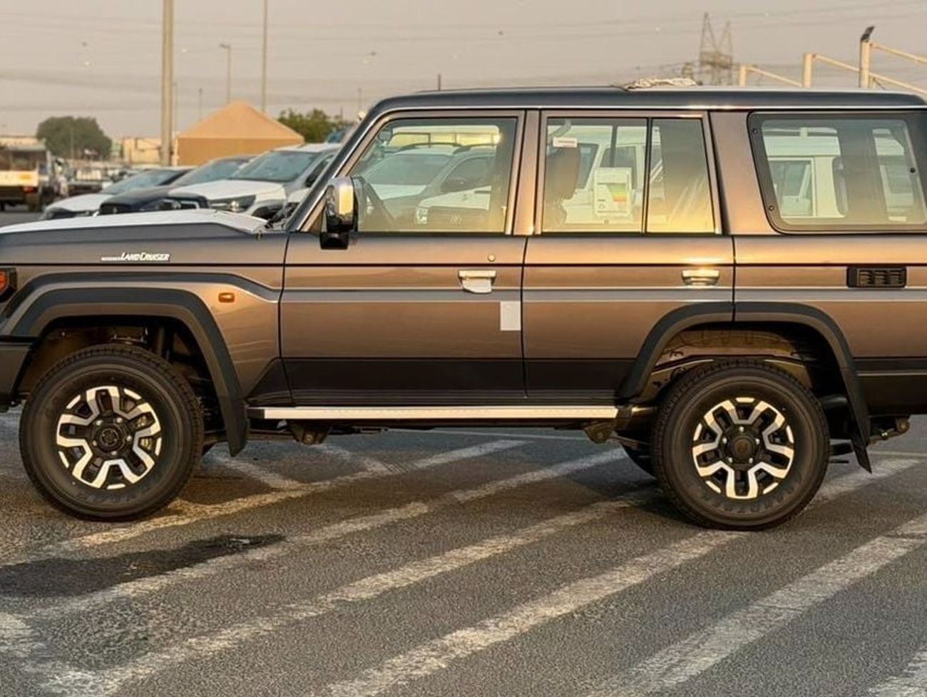 Toyota Land Cruiser 70 LC76 HT VXR