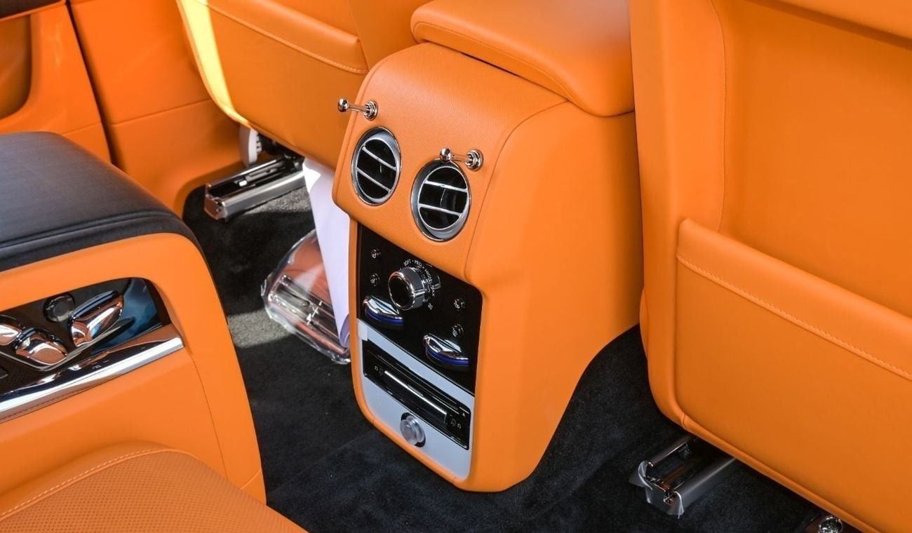 رولز رويس كولينان Rolls Royce Cullinan Silver Badge | 2024