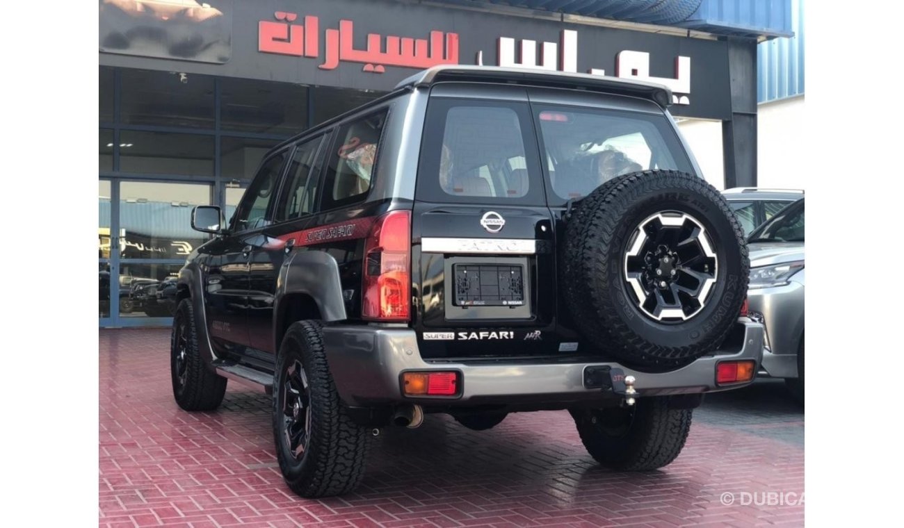 نيسان باترول سوبر سفاري SUPER SAFARI 2021 GCC ARABIAN WITH 5 YEARS UNLIMITED KM WARRANTY IN BRAND NEW CONDITION