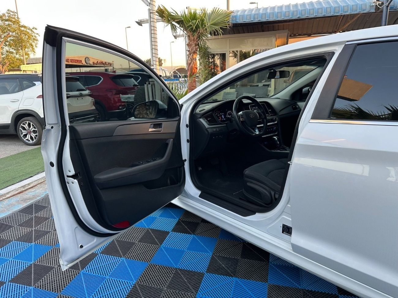 هيونداي سوناتا Mid option 2.5L