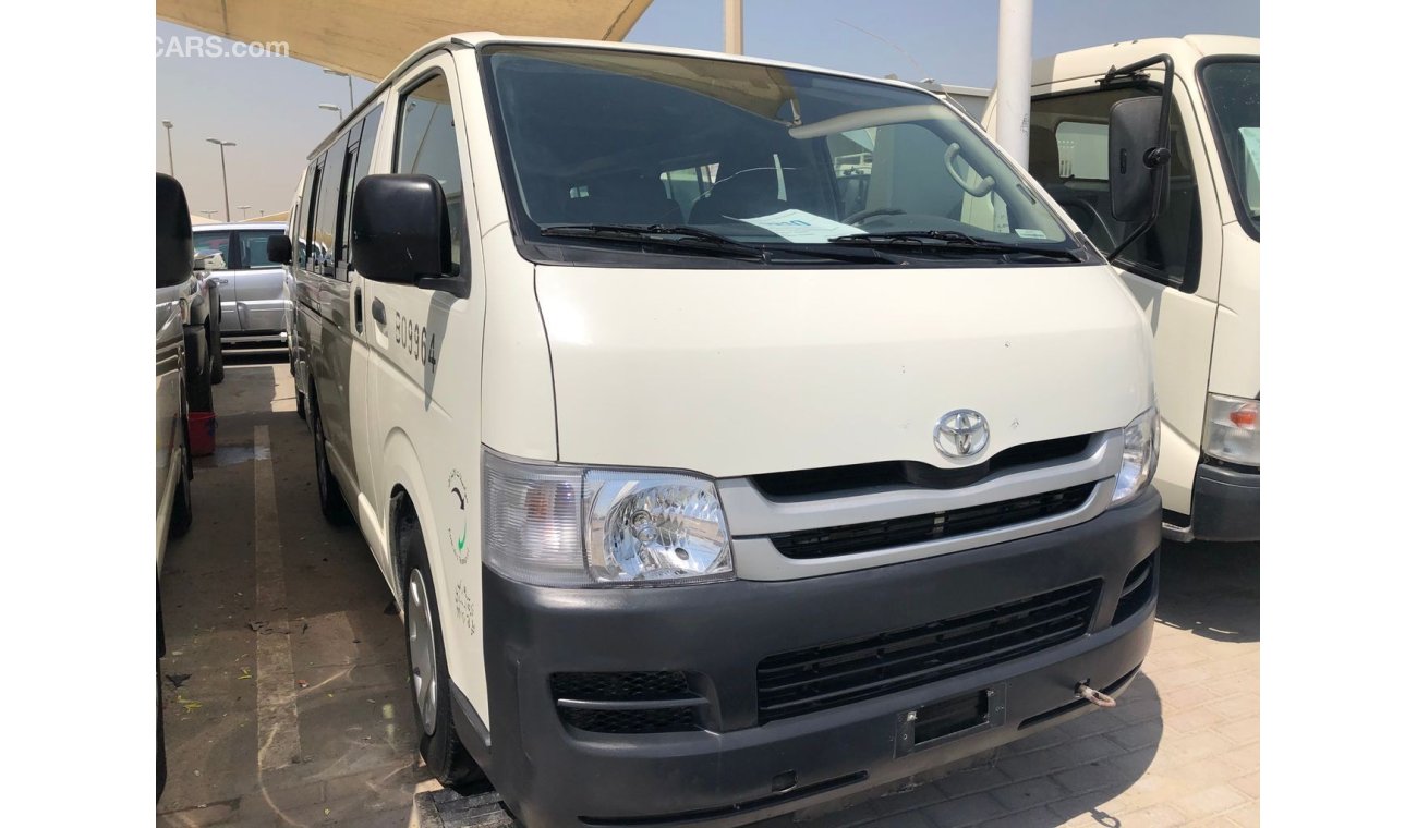 تويوتا هاياس Toyota Hiace Bus 15 str,model:2010.Free of accident