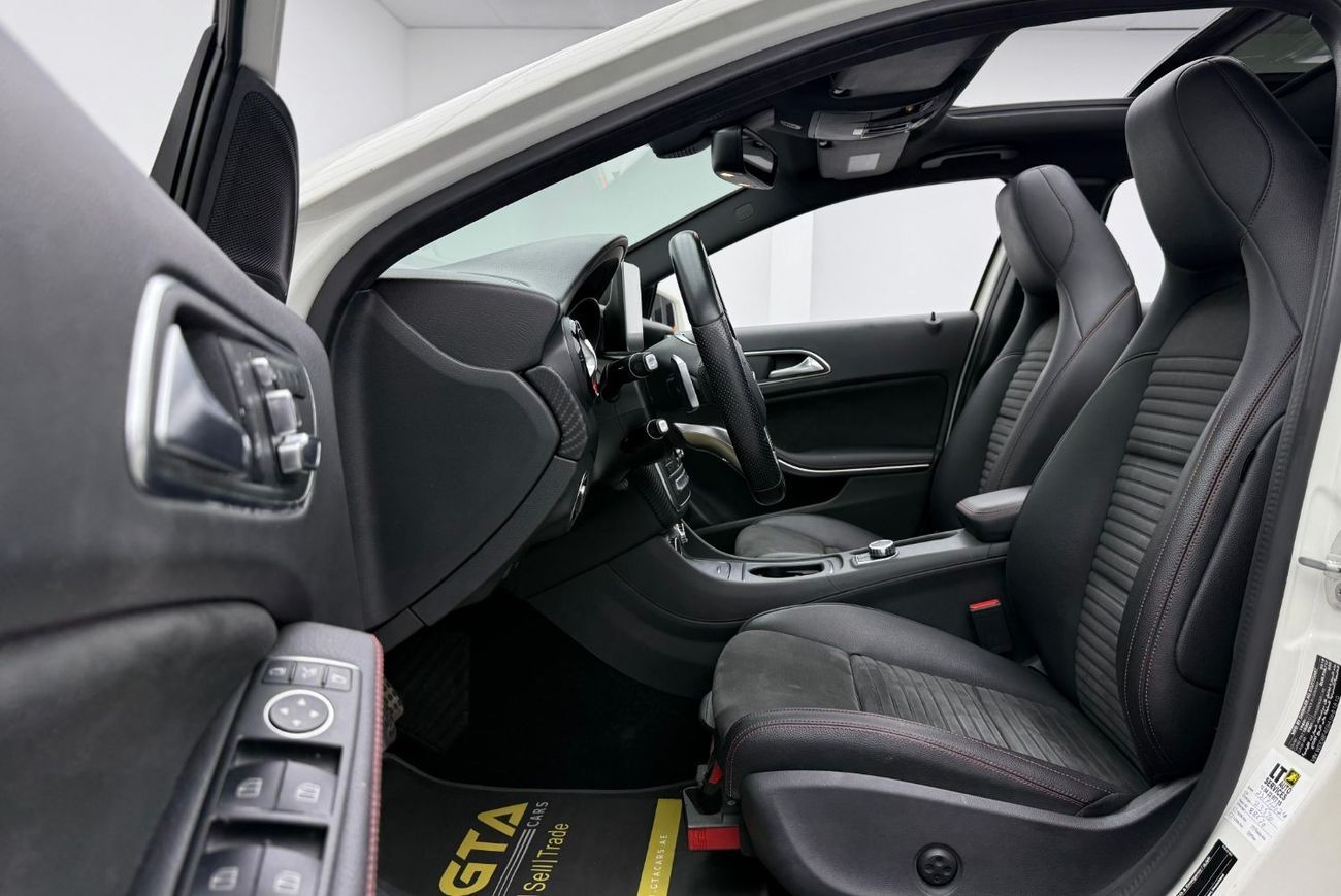 Mercedes-Benz A 250 std 2.0L (221 HP) 2018 Mercedes Benz A250, Warranty, Service History, Excellent Condition, GCC