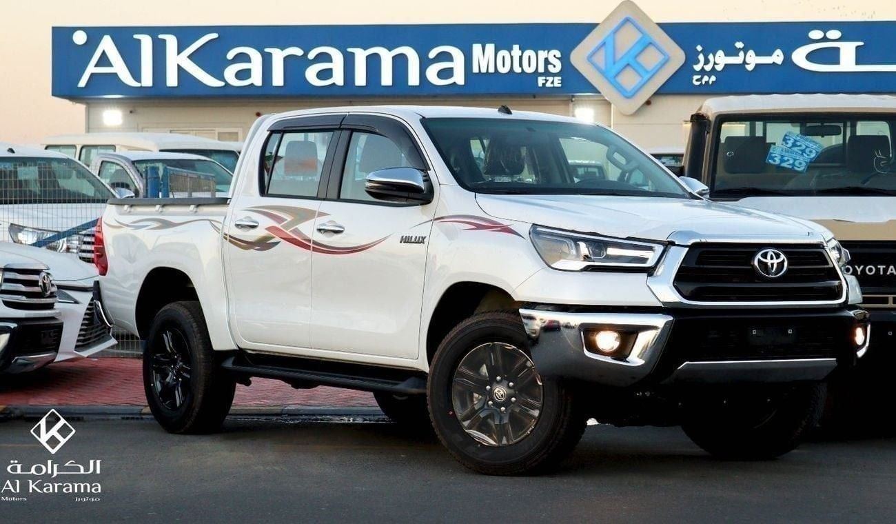 Toyota Hilux 2.7L | SR5 | PUSH START | BSM | Bedliner | WOODEN INTERIOR | GCC Specs