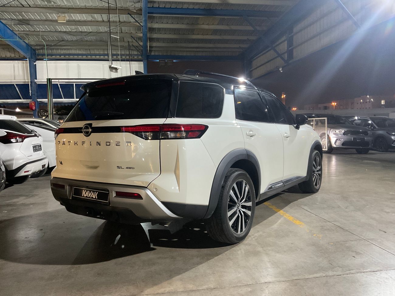 نيسان باثفايندر SL | شامل الضمان | 0 ﺪﻔﻋﺓ ﺃﻮﻟﻯ