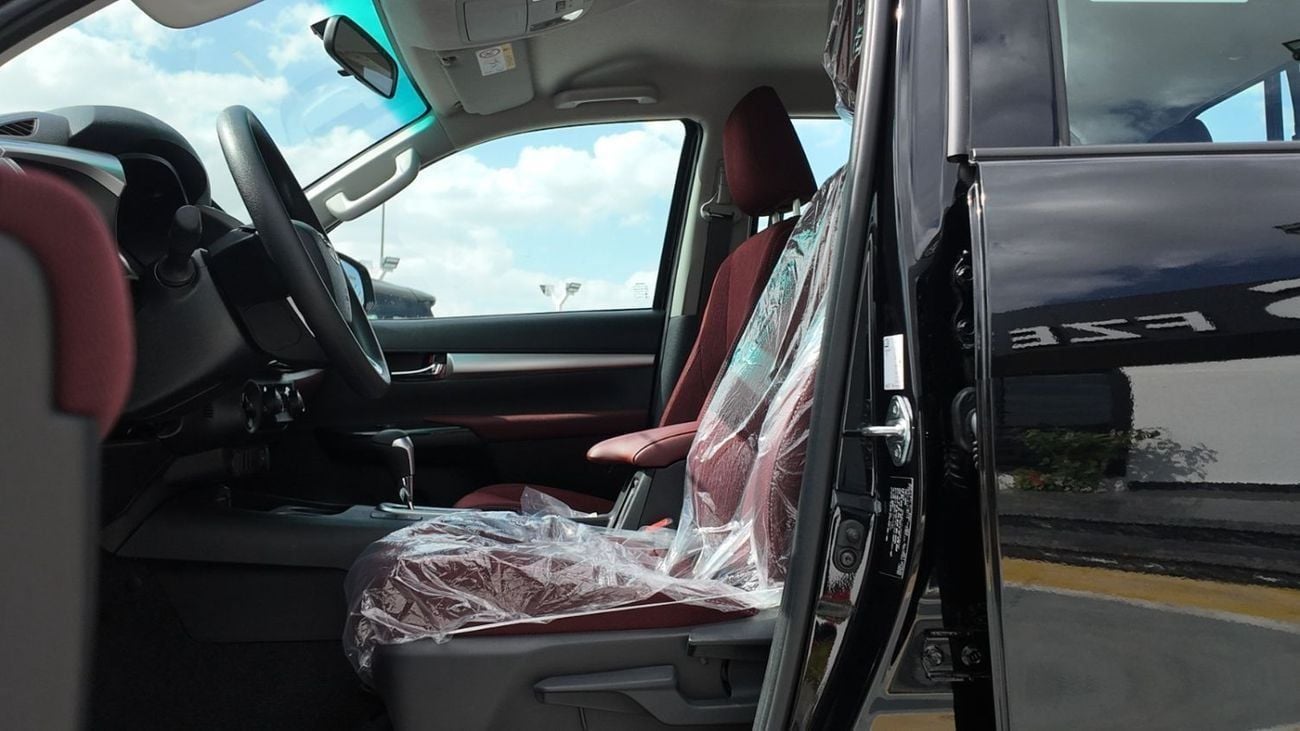 تويوتا هيلوكس TOYOTA HILUX SR5 4.0 V6 4WD A/T 2026