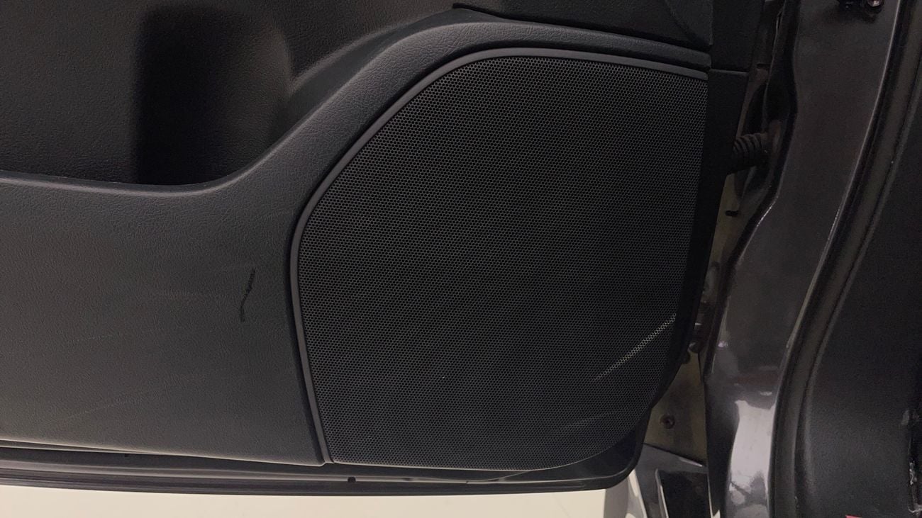 تويوتا لاند كروزر GXR GT 4 | بدون دفعة مقدمة | اختبار القيادة في المنزل