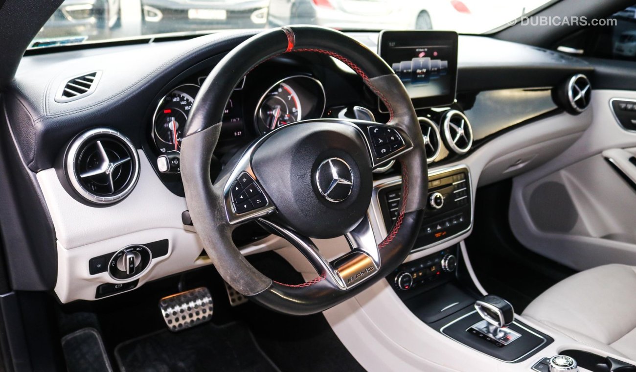 مرسيدس بنز CLA 45 AMG