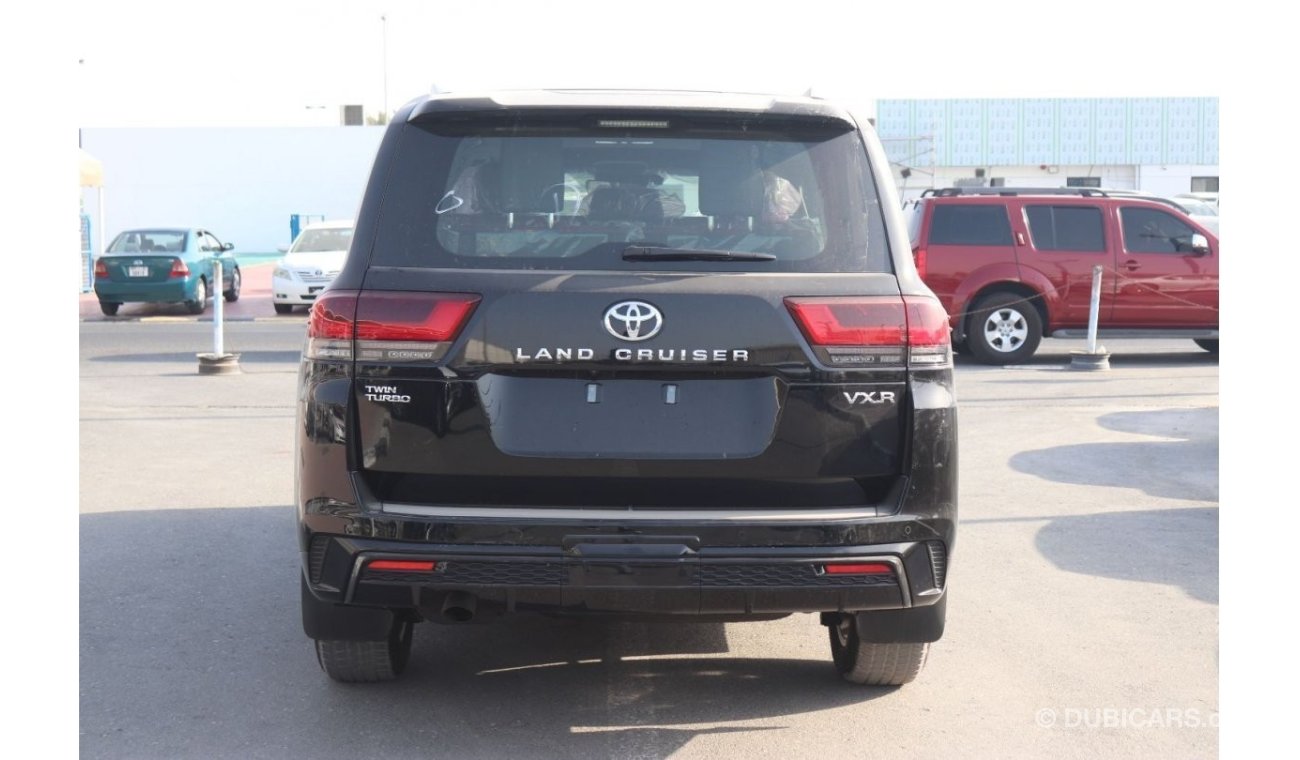 Toyota Land Cruiser 3.5L VXR, PETROL, 4WD, SUNROOF, ELECTRIC SEAT, LEATHER SEAT, FULL OPTION, MODEL 2023 FOR EXPORT ONLY