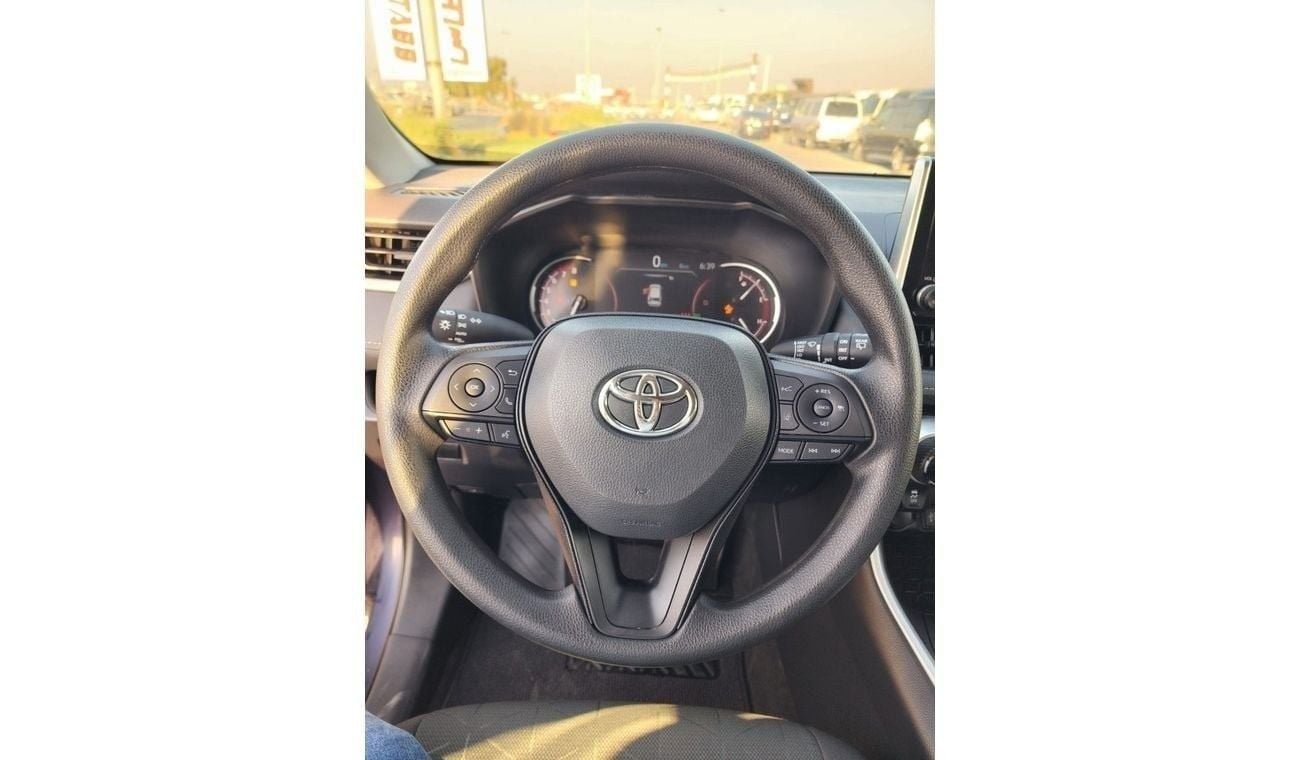 Toyota RAV4 TOYOTA RAV4 XLE 2023