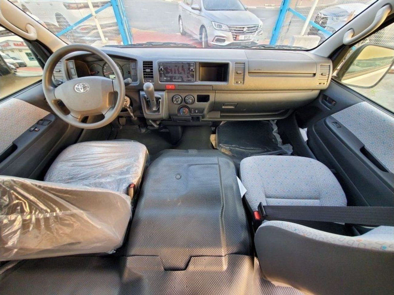 Toyota Hiace High Roof  old shape  model 2.5L Diesel 15 seats GL