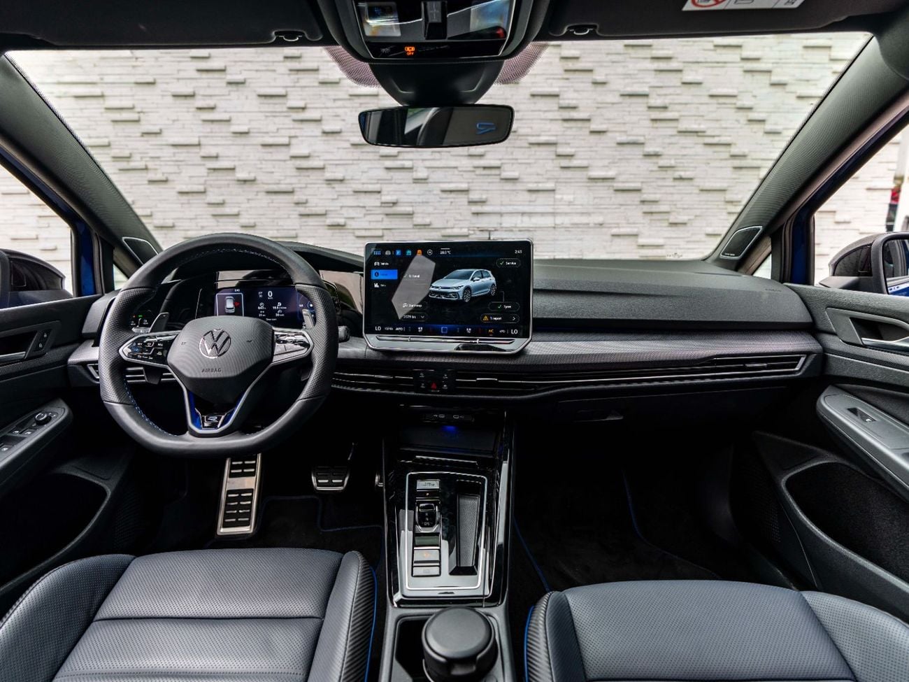 فولكس واجن جولف ار Base 2.0T