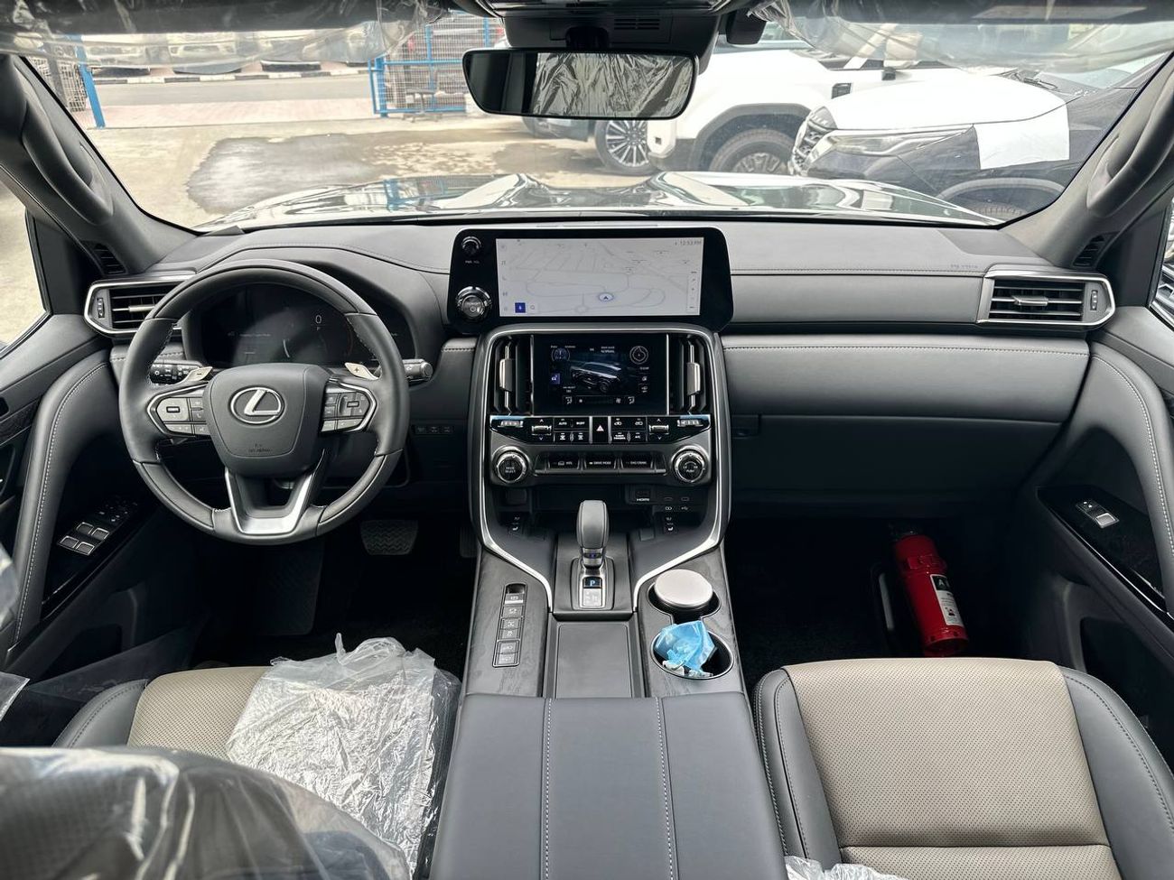 Lexus LX 700h OVER-TRAIL 3.5L PTR HYBRID A/T // 2025 // FULL OPTION WITH OFF ROAD TYRE , RADAR , // SPECI