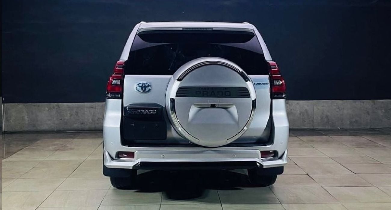 Toyota Prado Kakadu 2016 Facelift to 2023 Ship Full Option Kakadu Very Clean and Perfect Condition