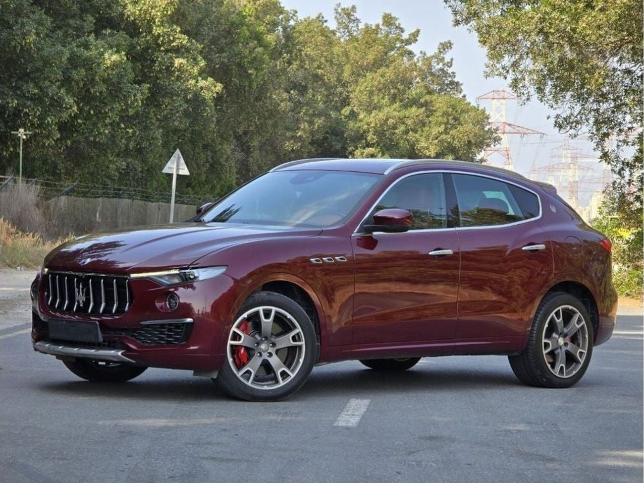 Maserati Levante 3.0T V6 Modena MASERATI LEVANTE 2017 3.0L V6 // AWD // IN MINT CONDITION // WELL MAINTAINED