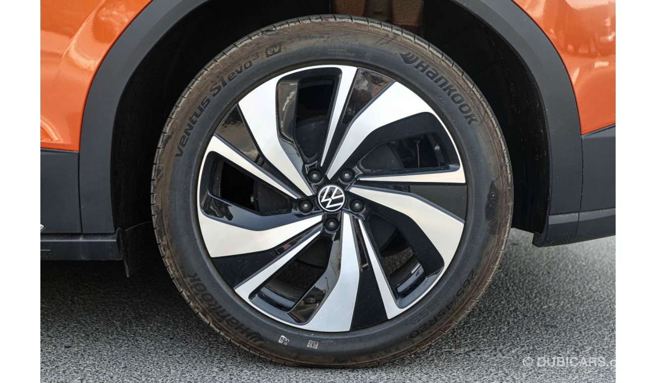 فولكس واجن ID.6 2022 Volkswagen ID6 Pure + | Fixed Panoramic Roof + 20" Wheels | Local Sales +10%