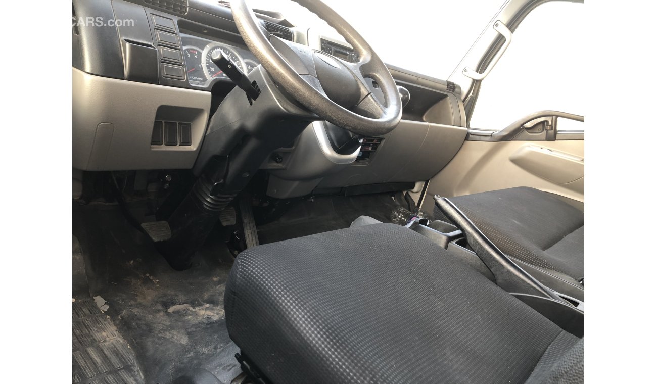 Mitsubishi Canter Mitsubishi Canter Pick up s/c ,model:2017. Excellent Condition