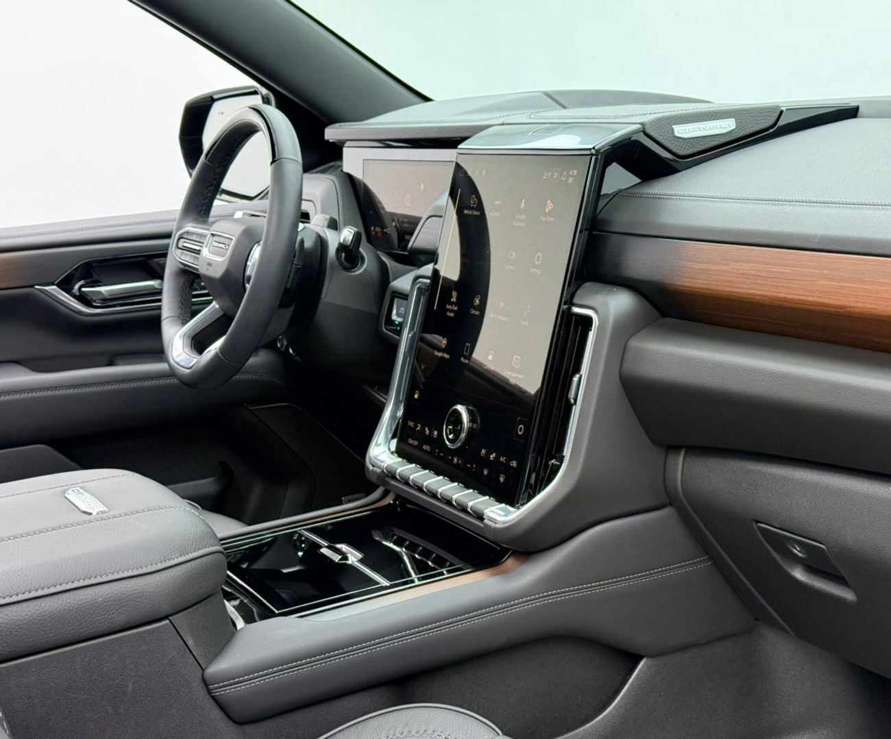 جي أم سي يوكون 6.2 V8 Denali (AWD) 2025 GMC Yukon Denali, GMC Service History, 2030 GMC Warranty and Service Pack,