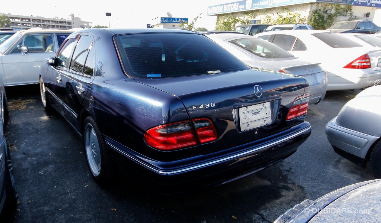 Mercedes-Benz E 430