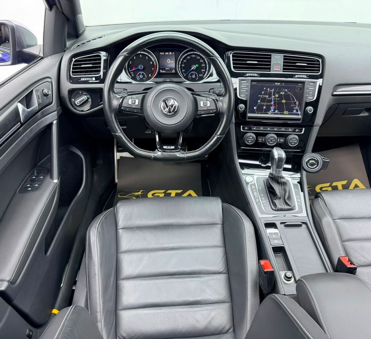 Volkswagen Golf 2017 Volkswagen Golf R, Full Service History, Stage 1 Upgrade, Fully Loaded, GCC