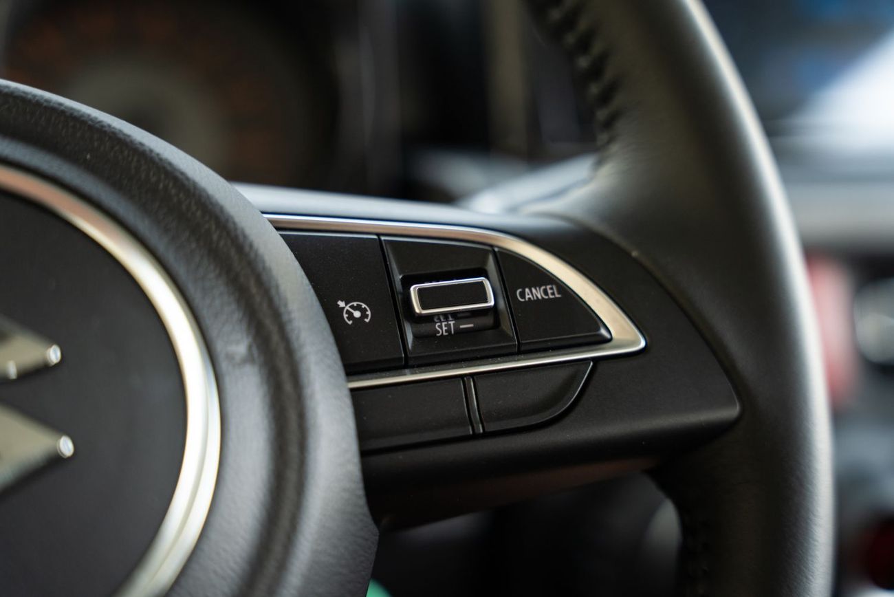 سوزوكي جيمني 1.5L GLX (A/T)