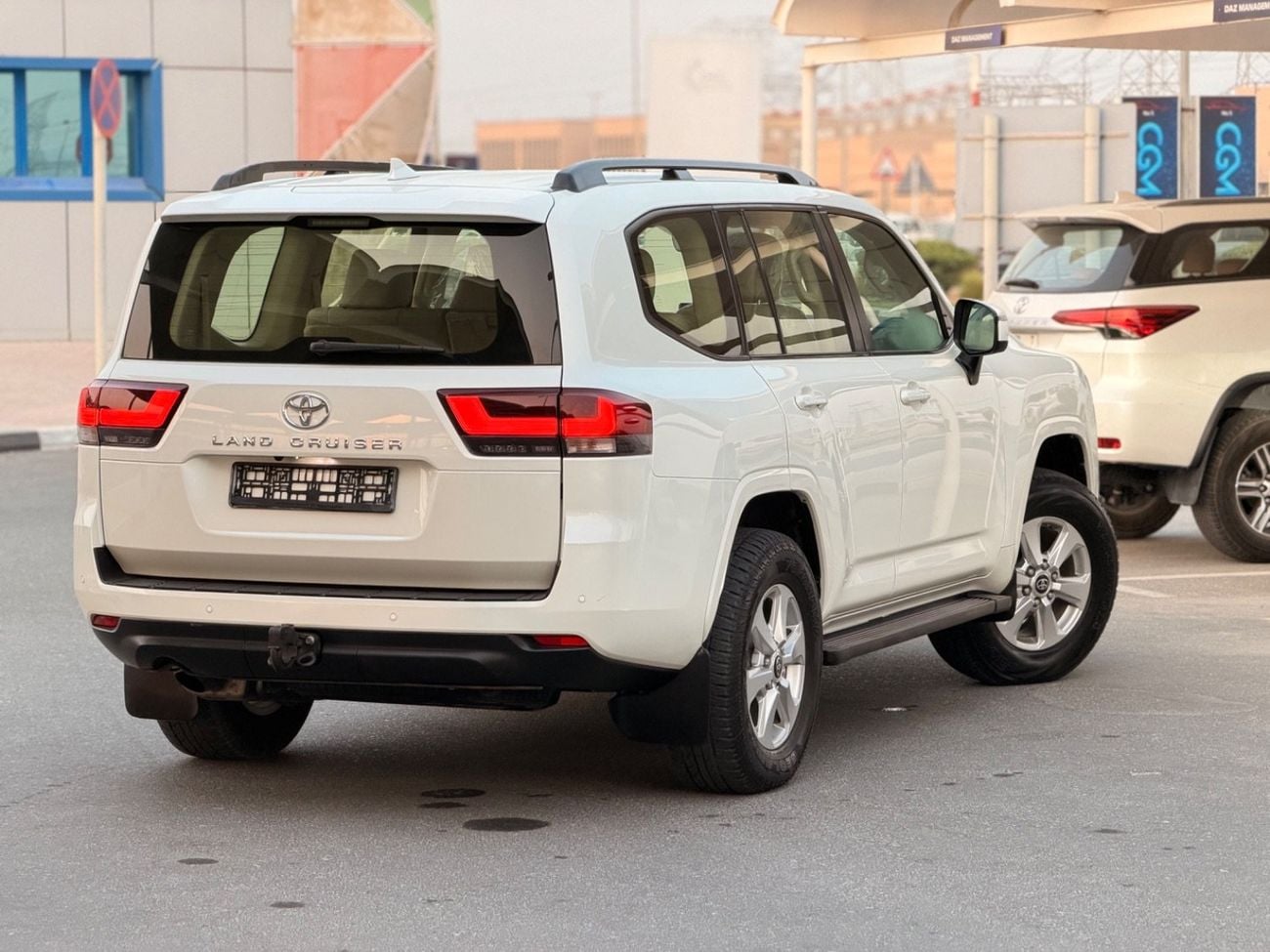 تويوتا لاند كروزر EXR 2022 V6 LHD Full Option