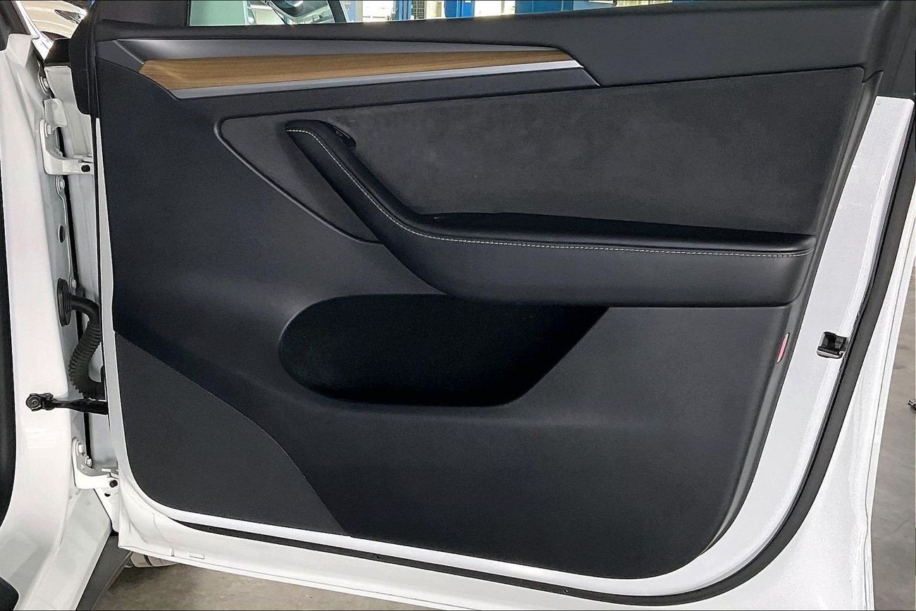 تسلا موديل Y Long Range (Dual Motor) | شامل الضمان | 0 ﺪﻔﻋﺓ ﺃﻮﻟﻯ