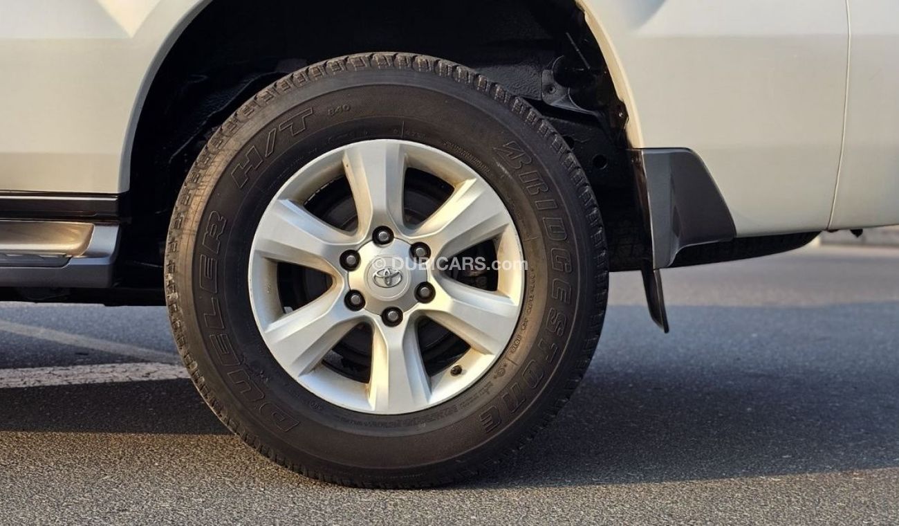 Toyota Prado PREMIUM LEATHER SEATS | RIGHT-HAND-DRIVE | HOOD MIRROR