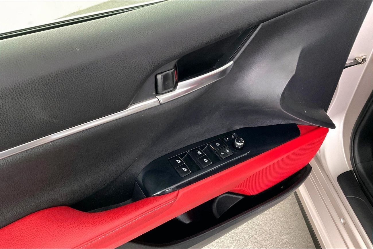 نيسان باترول SE Platinum City | شامل الضمان | 0 ﺪﻔﻋﺓ ﺃﻮﻟﻯ