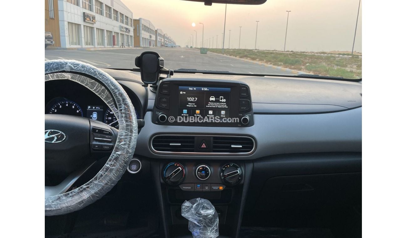 Hyundai Kona Hyundai kona Sel 2020 red : 76k USA Automatic Gasoline 5 4 Black Price : 55000 Mobile :  +9715683182