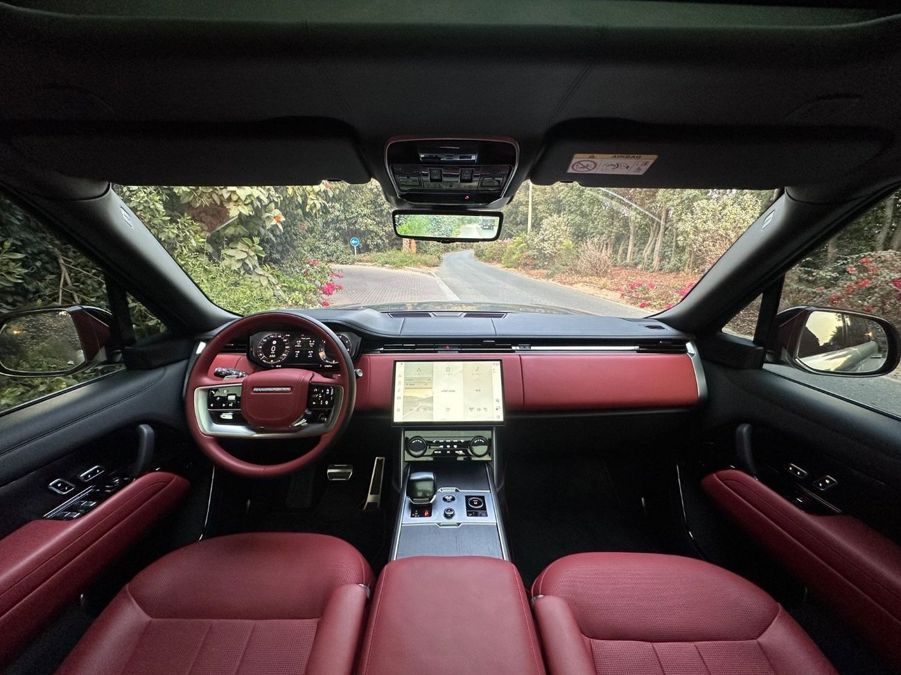 Land Rover Range Rover LWB SV P615 4.4L | 2023 Range Rover Vogue SV | Luxury SUV | 21,000 KM | Perfect Condition