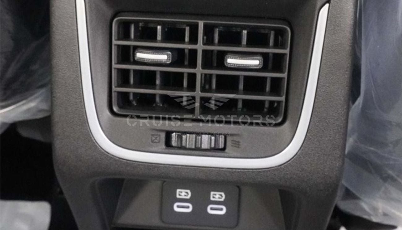 تويوتا أوربان كروزر Urban Cruiser GLX . 1.5 . Automatic . Petrol . SUV/Crossover . Front Wheel Drive . 5 Seats . 5 Doors