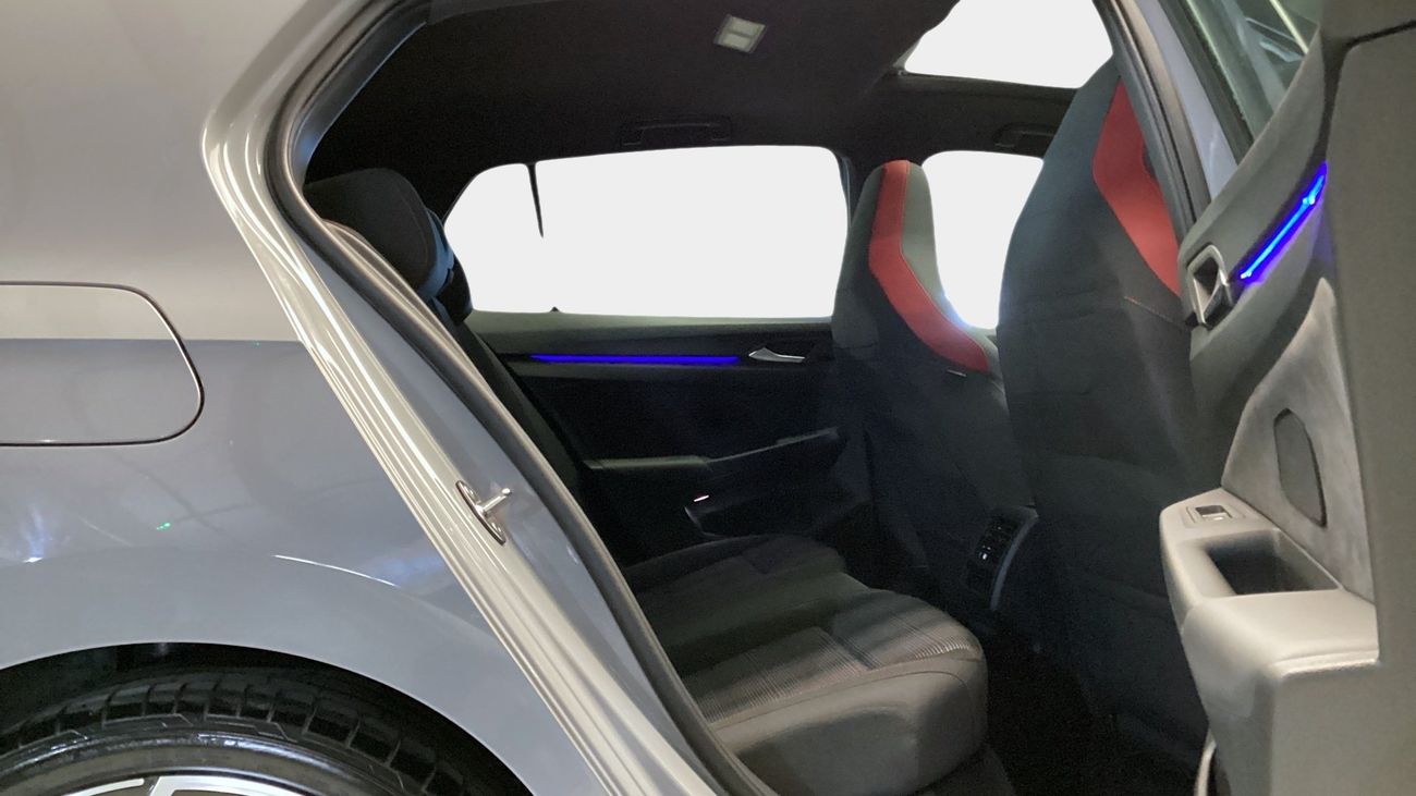 فولكس واجن جولف 2.0 TSI P0 GTI | شامل الضمان | 0 ﺪﻔﻋﺓ ﺃﻮﻟﻯ
