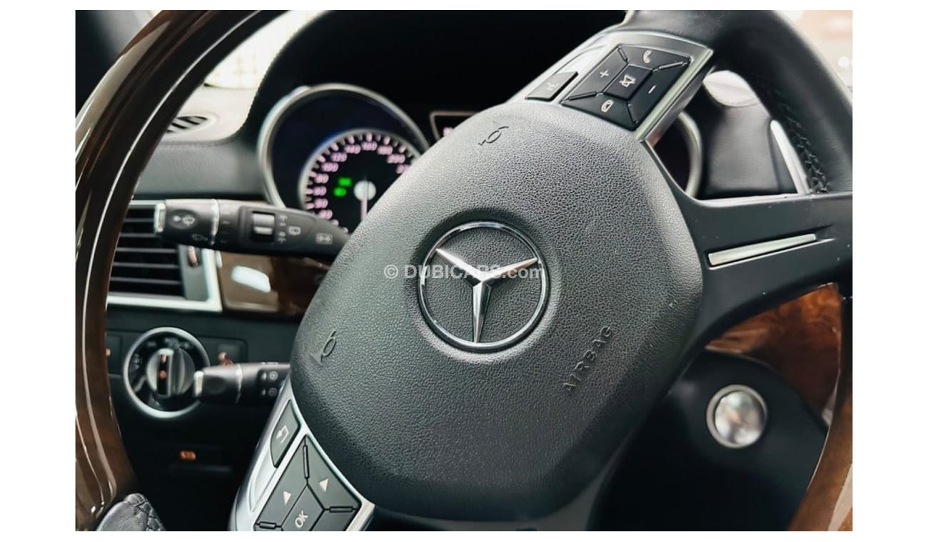 Mercedes-Benz GL 500 Std GCC .. FSH .. Original Paint … Top Range … Perfect Condition